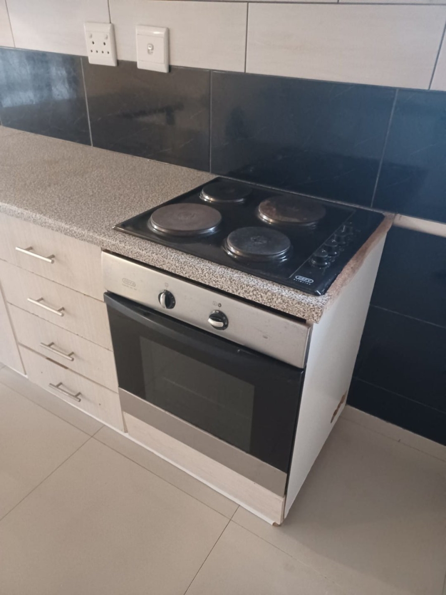 To Let 2 Bedroom Property for Rent in Brighton Beach KwaZulu-Natal