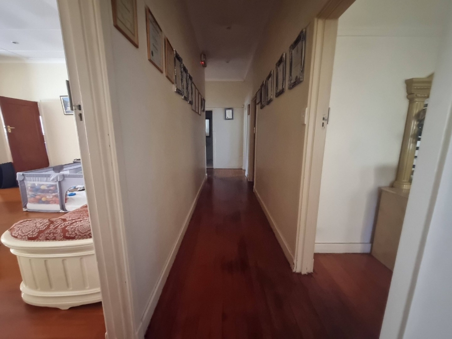 4 Bedroom Property for Sale in Scottsville KwaZulu-Natal