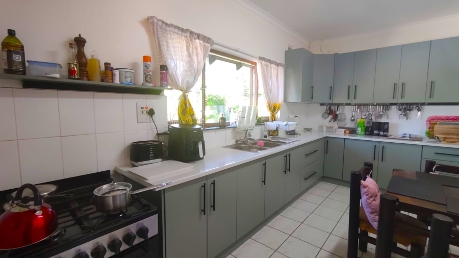4 Bedroom Property for Sale in Marina Beach KwaZulu-Natal