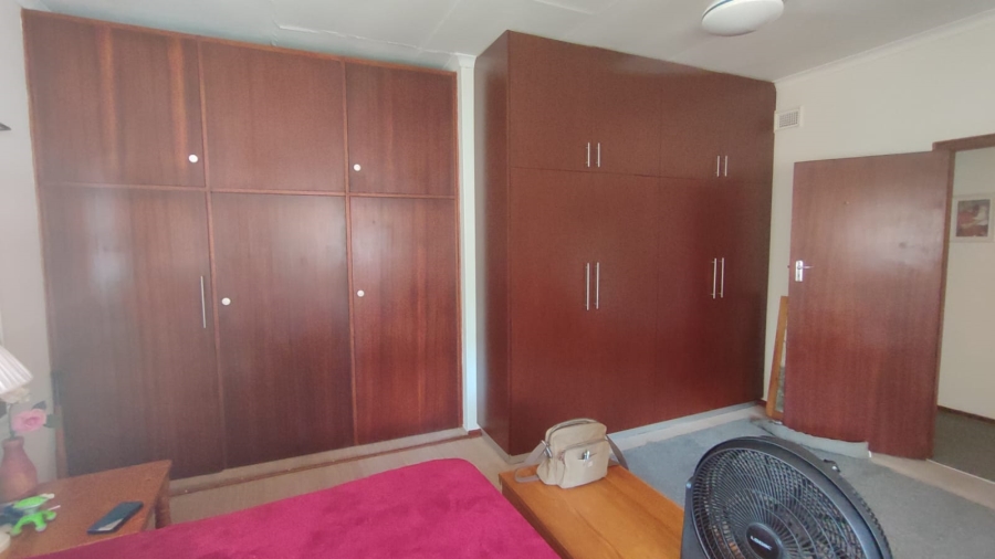 4 Bedroom Property for Sale in Marina Beach KwaZulu-Natal