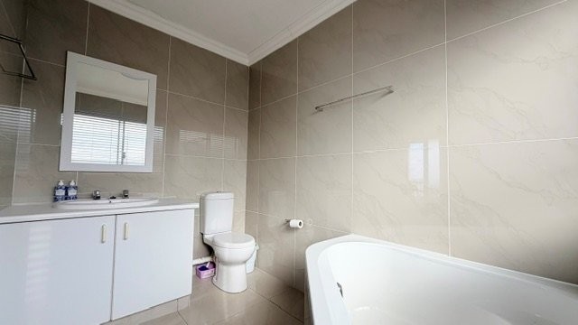 3 Bedroom Property for Sale in Uvongo KwaZulu-Natal