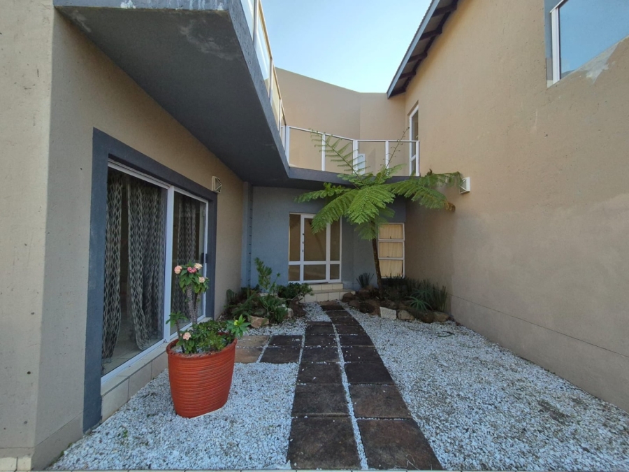 4 Bedroom Property for Sale in Shelly Beach KwaZulu-Natal