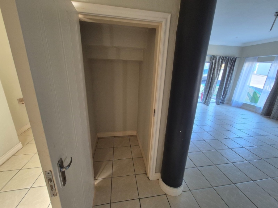 4 Bedroom Property for Sale in Shelly Beach KwaZulu-Natal