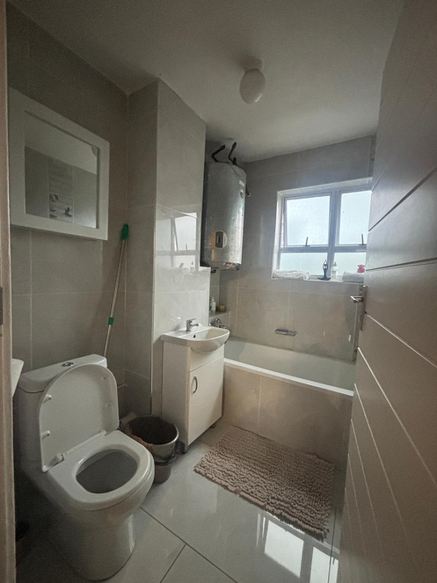 2 Bedroom Property for Sale in Amanzimtoti KwaZulu-Natal