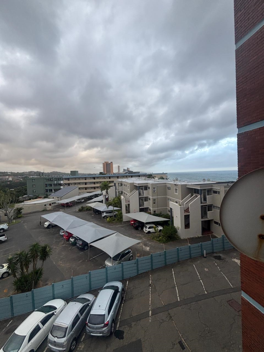 2 Bedroom Property for Sale in Amanzimtoti KwaZulu-Natal