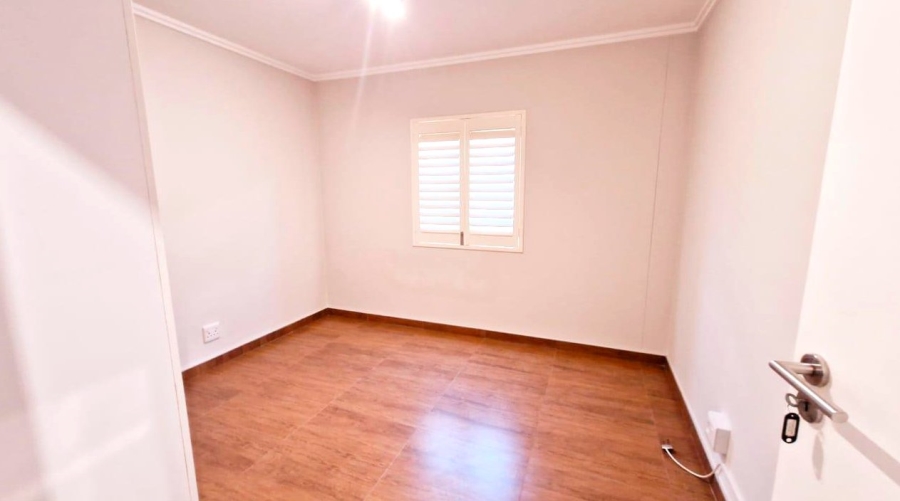 To Let 3 Bedroom Property for Rent in Sherwood KwaZulu-Natal