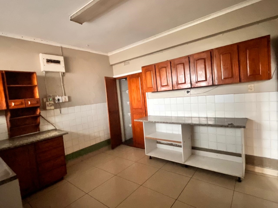 To Let 2 Bedroom Property for Rent in Bulwer KwaZulu-Natal