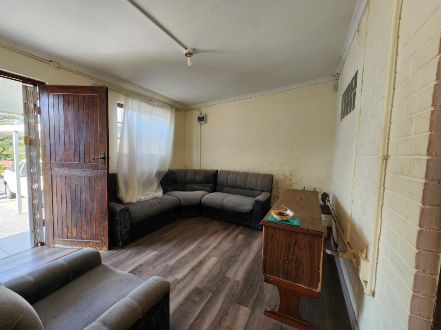2 Bedroom Property for Sale in Sea Park KwaZulu-Natal