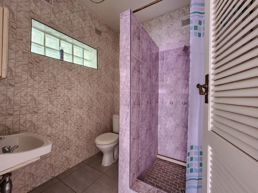 2 Bedroom Property for Sale in Sea Park KwaZulu-Natal