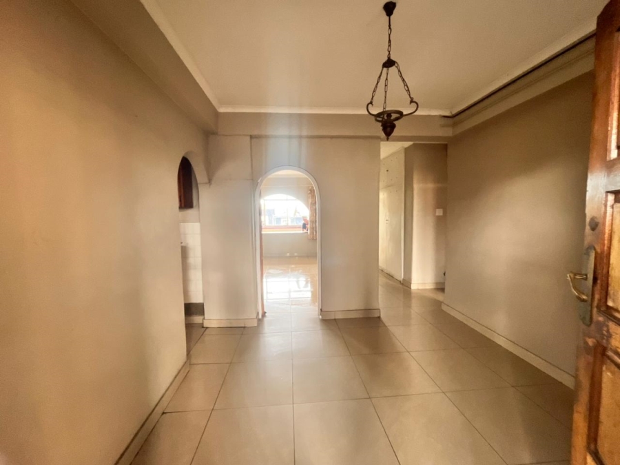 To Let 1 Bedroom Property for Rent in Bulwer KwaZulu-Natal