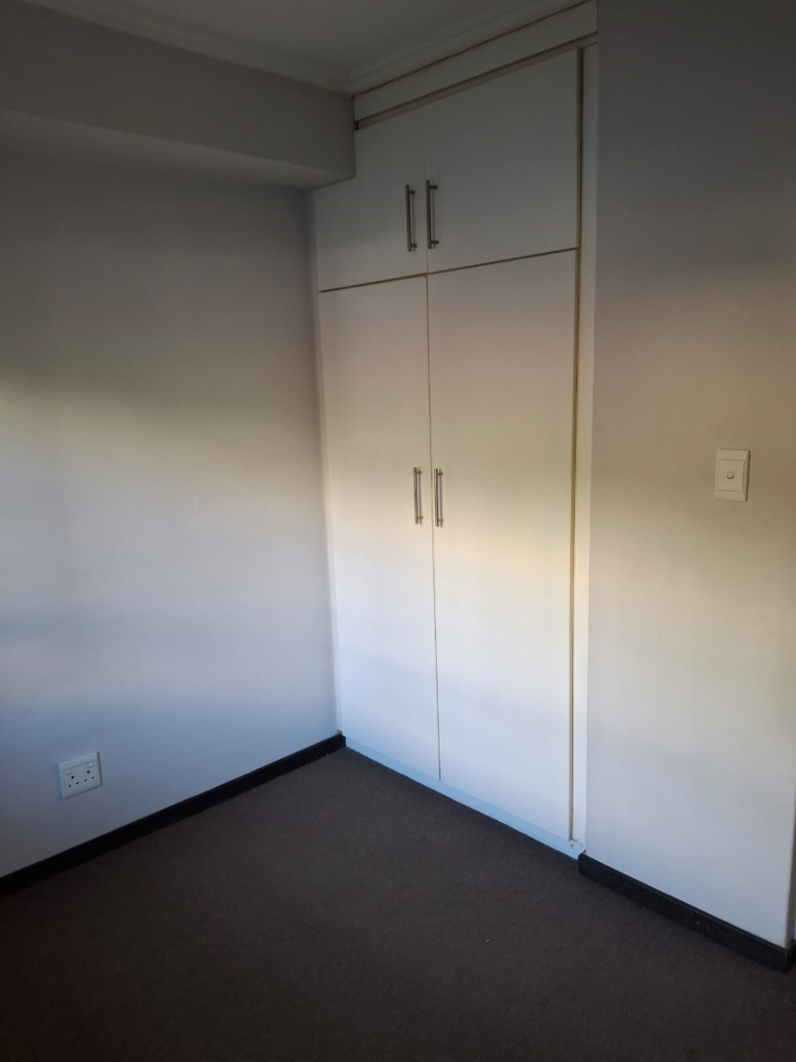 To Let 2 Bedroom Property for Rent in Sherwood KwaZulu-Natal