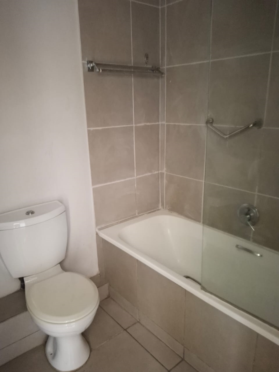 To Let 2 Bedroom Property for Rent in Sherwood KwaZulu-Natal