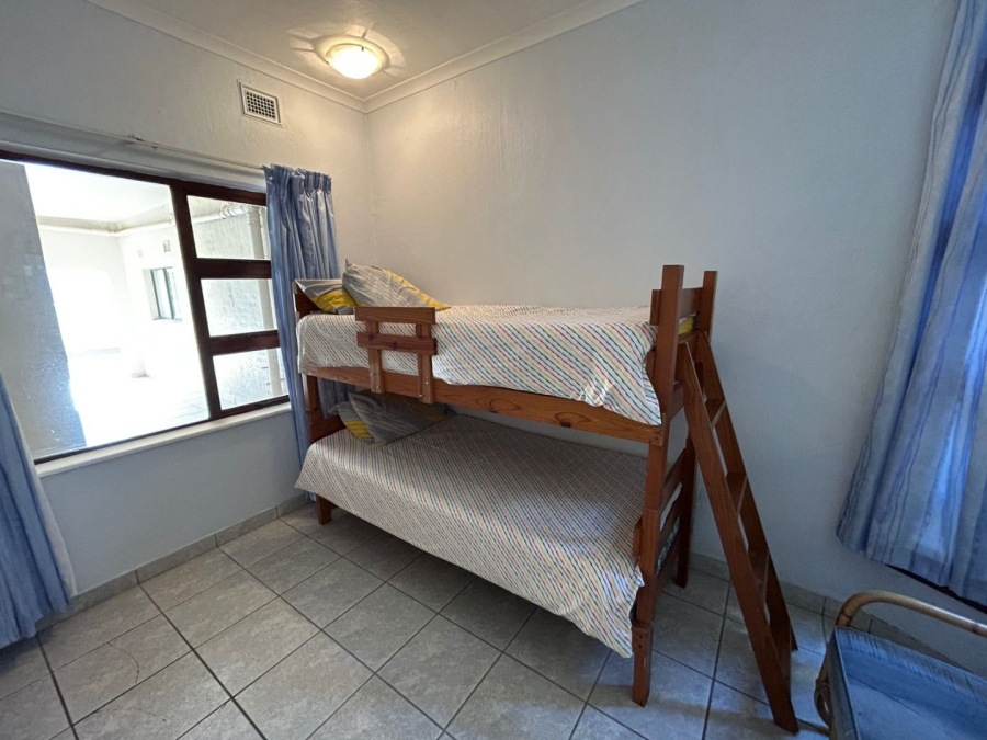 3 Bedroom Property for Sale in Leisure Bay KwaZulu-Natal