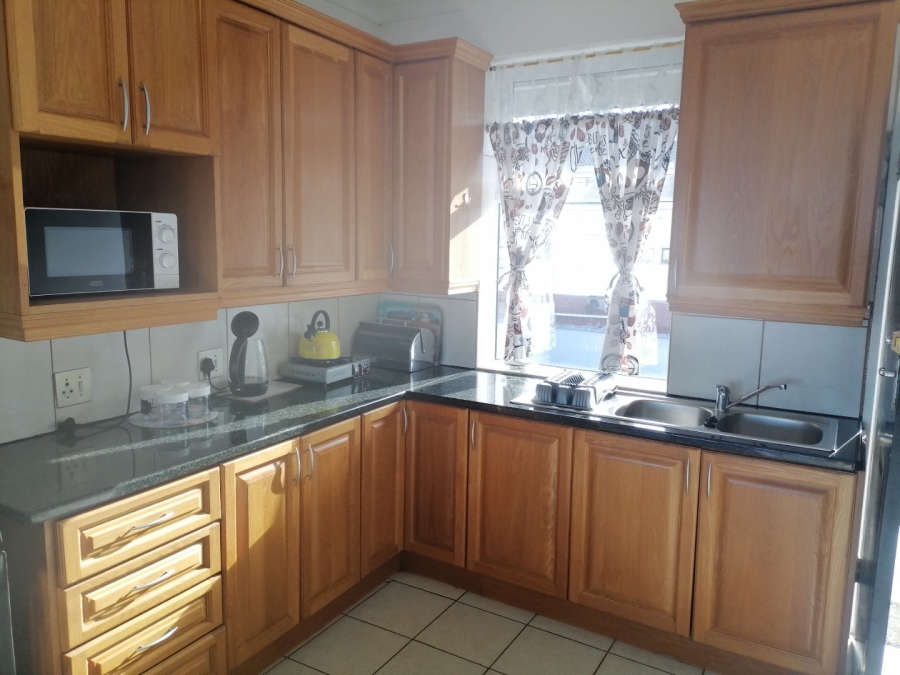 2 Bedroom Property for Sale in Uvongo KwaZulu-Natal