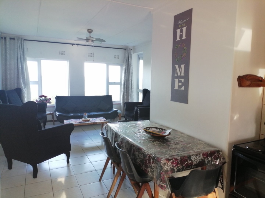 2 Bedroom Property for Sale in Uvongo KwaZulu-Natal