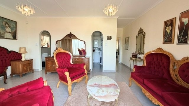 4 Bedroom Property for Sale in Uvongo KwaZulu-Natal