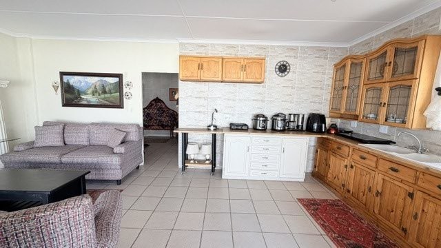 4 Bedroom Property for Sale in Uvongo KwaZulu-Natal