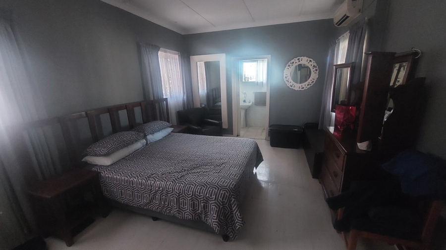 To Let 3 Bedroom Property for Rent in Bluff KwaZulu-Natal