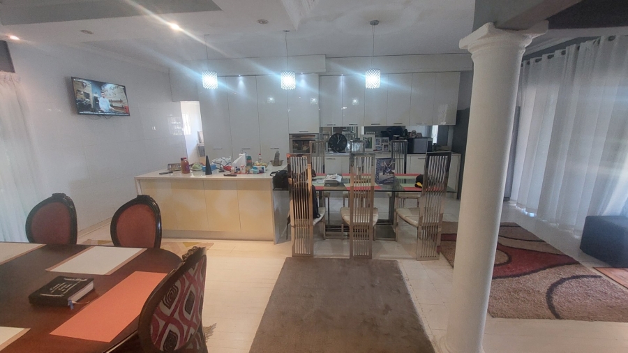 To Let 3 Bedroom Property for Rent in Bluff KwaZulu-Natal