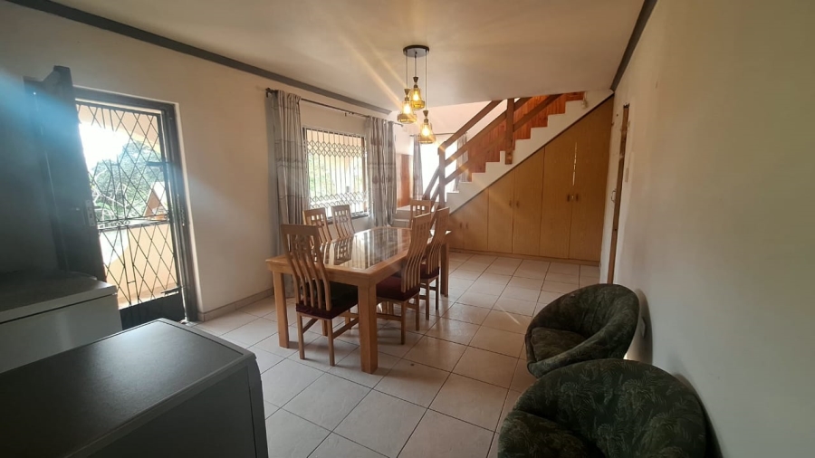 5 Bedroom Property for Sale in Reservoir Hills KwaZulu-Natal
