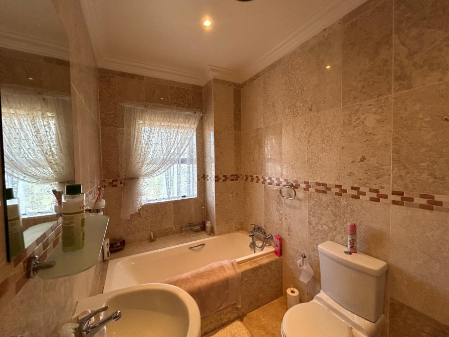 3 Bedroom Property for Sale in Southbroom KwaZulu-Natal