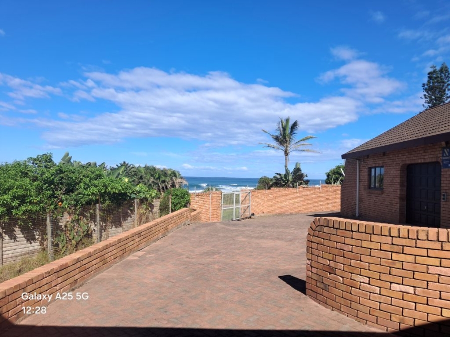 4 Bedroom Property for Sale in Pumula KwaZulu-Natal