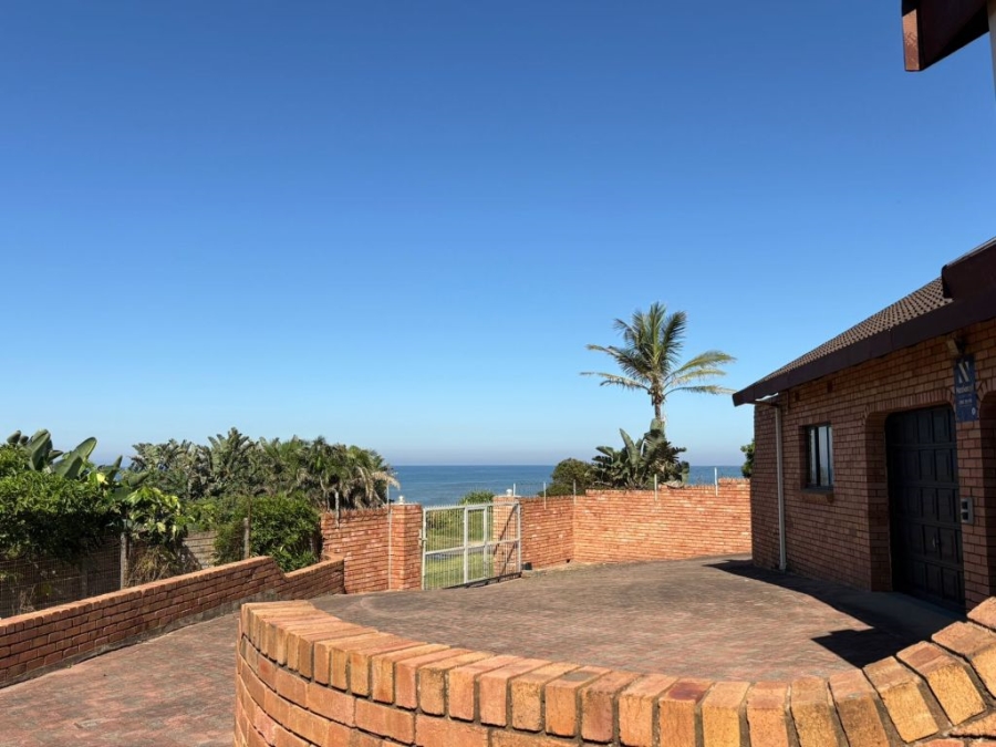 4 Bedroom Property for Sale in Pumula KwaZulu-Natal