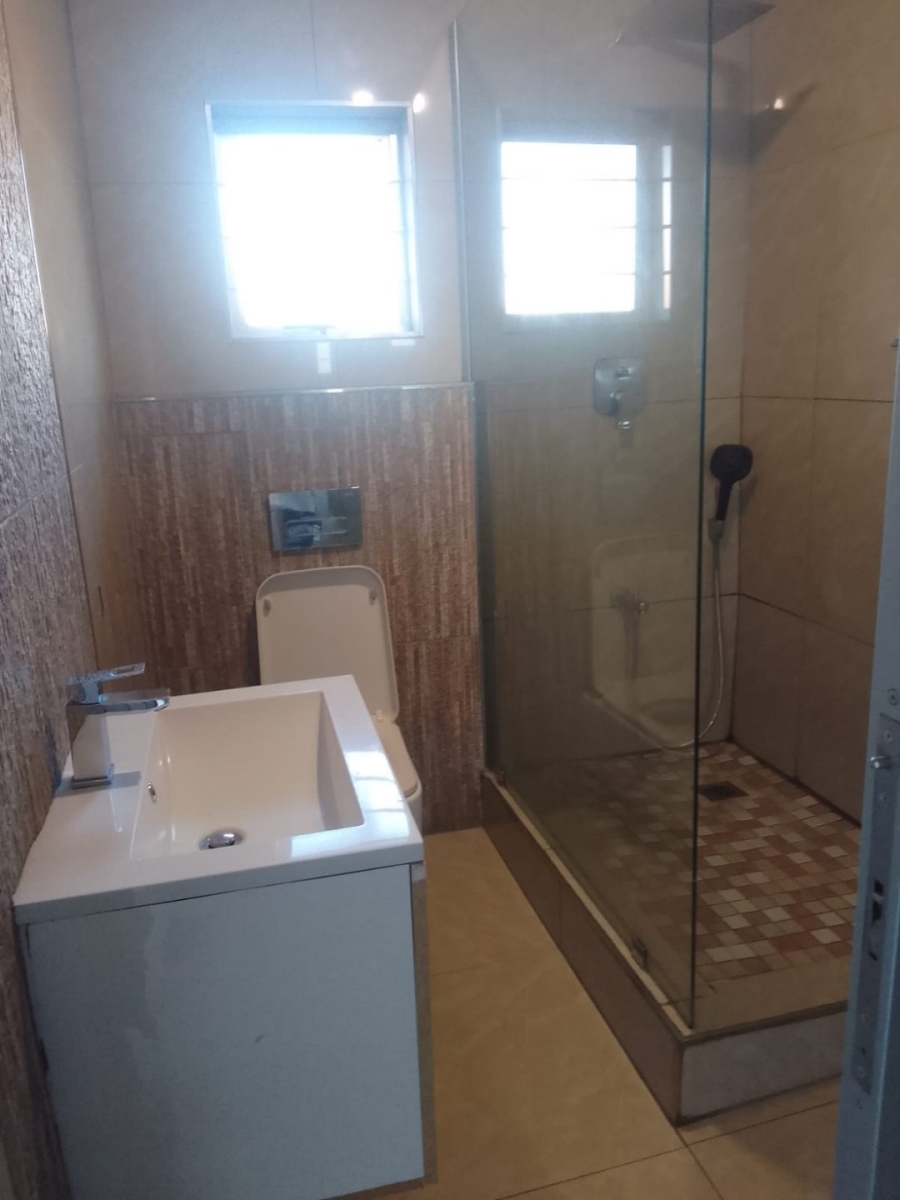 To Let 2 Bedroom Property for Rent in Crossmoor KwaZulu-Natal