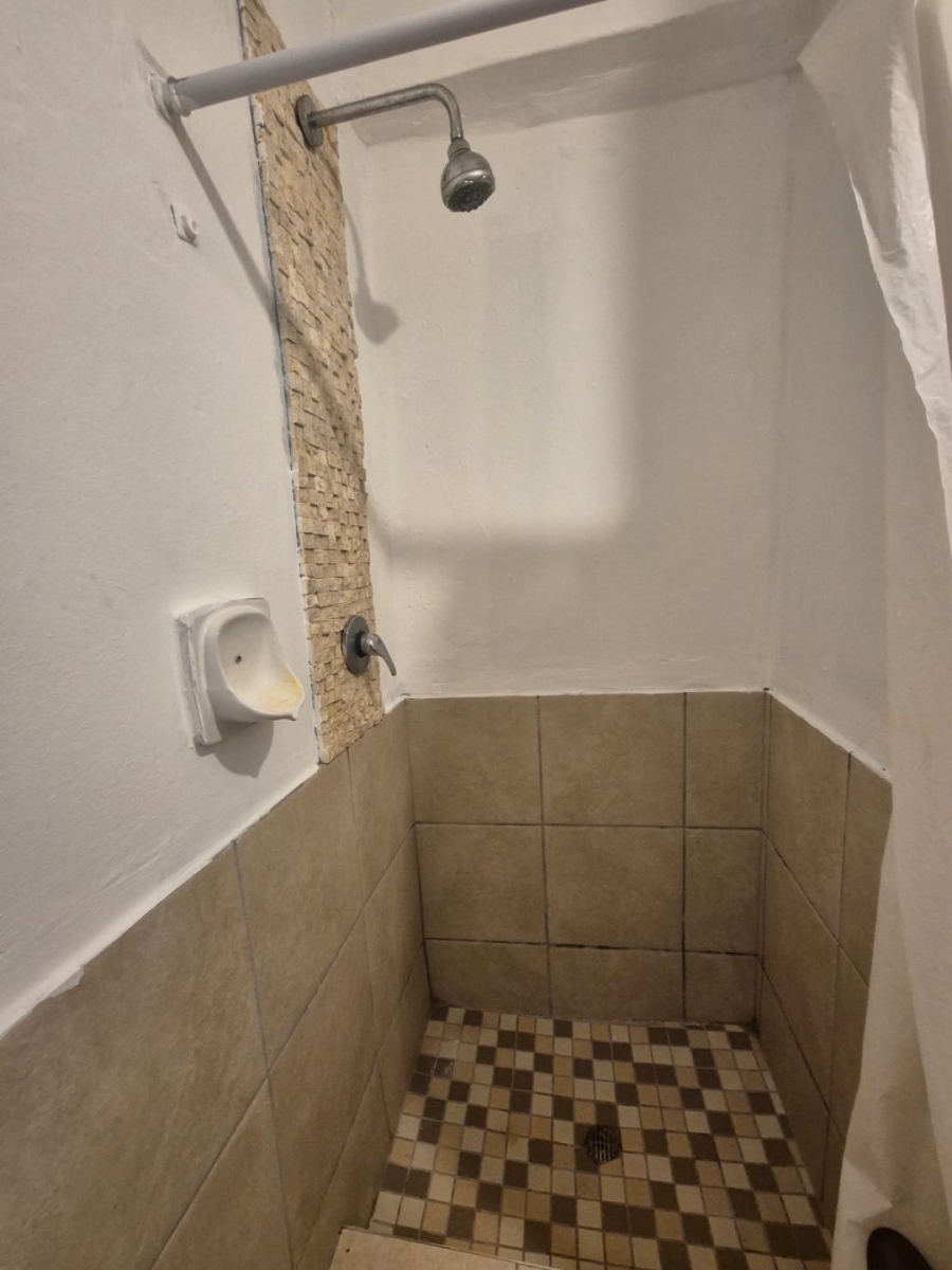 To Let 1 Bedroom Property for Rent in Brighton Beach KwaZulu-Natal