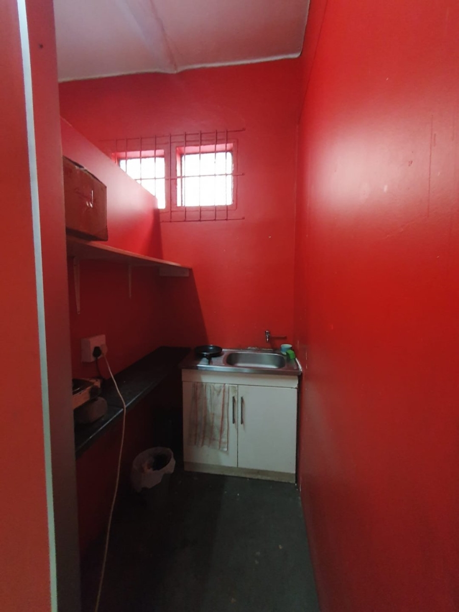 To Let Commercial Property for Rent in Morningside KwaZulu-Natal