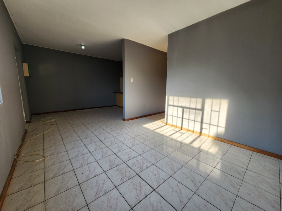 To Let 2 Bedroom Property for Rent in Amanzimtoti KwaZulu-Natal