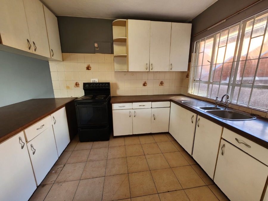 To Let 2 Bedroom Property for Rent in Amanzimtoti KwaZulu-Natal