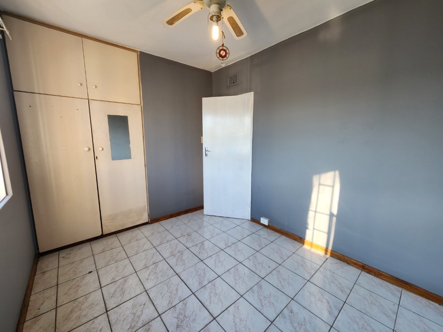 To Let 2 Bedroom Property for Rent in Amanzimtoti KwaZulu-Natal