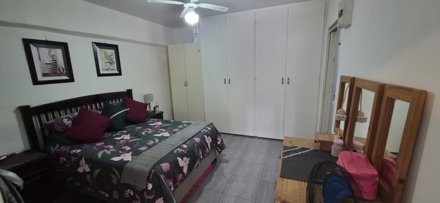 2 Bedroom Property for Sale in Anerley KwaZulu-Natal