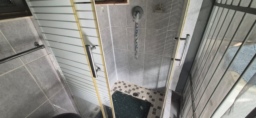 2 Bedroom Property for Sale in Anerley KwaZulu-Natal