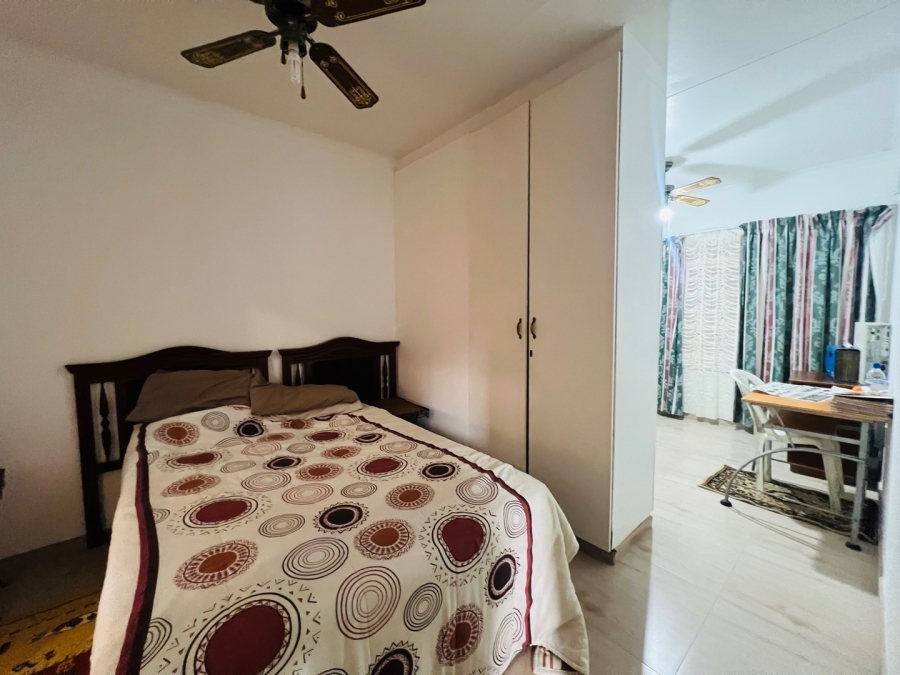 To Let 2 Bedroom Property for Rent in Aviary Hill KwaZulu-Natal