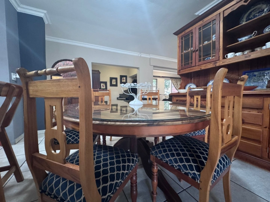 To Let 4 Bedroom Property for Rent in Signal Hill KwaZulu-Natal
