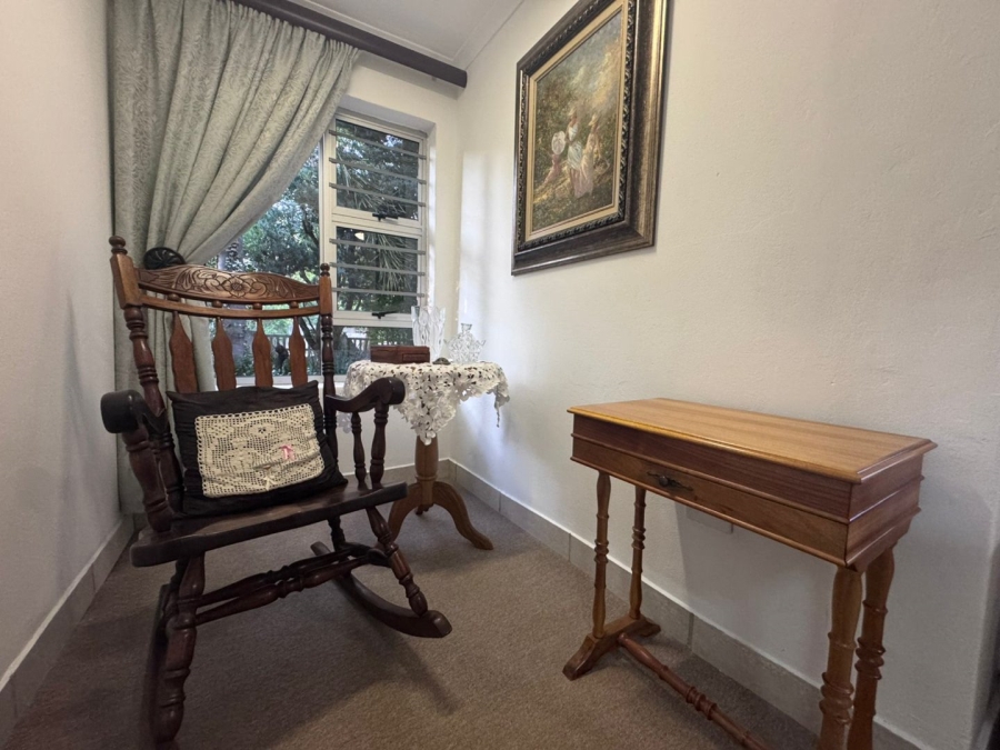 To Let 4 Bedroom Property for Rent in Signal Hill KwaZulu-Natal