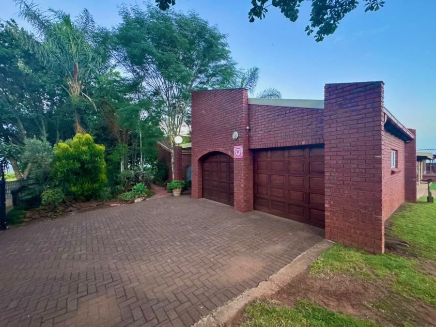 To Let 4 Bedroom Property for Rent in Signal Hill KwaZulu-Natal