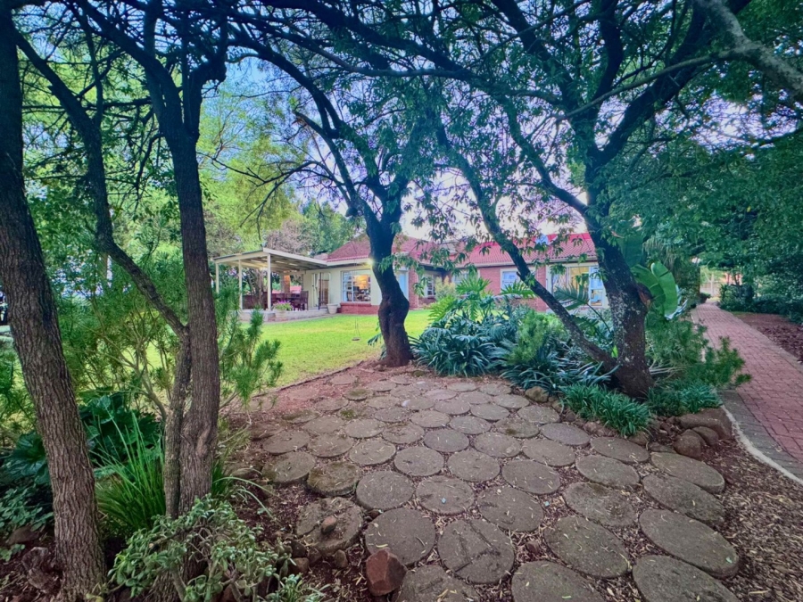 To Let 4 Bedroom Property for Rent in Signal Hill KwaZulu-Natal