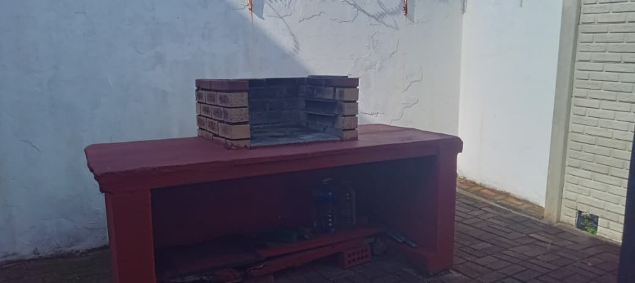 4 Bedroom Property for Sale in Margate North Beach KwaZulu-Natal