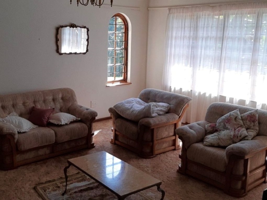 5 Bedroom Property for Sale in Umtentweni KwaZulu-Natal