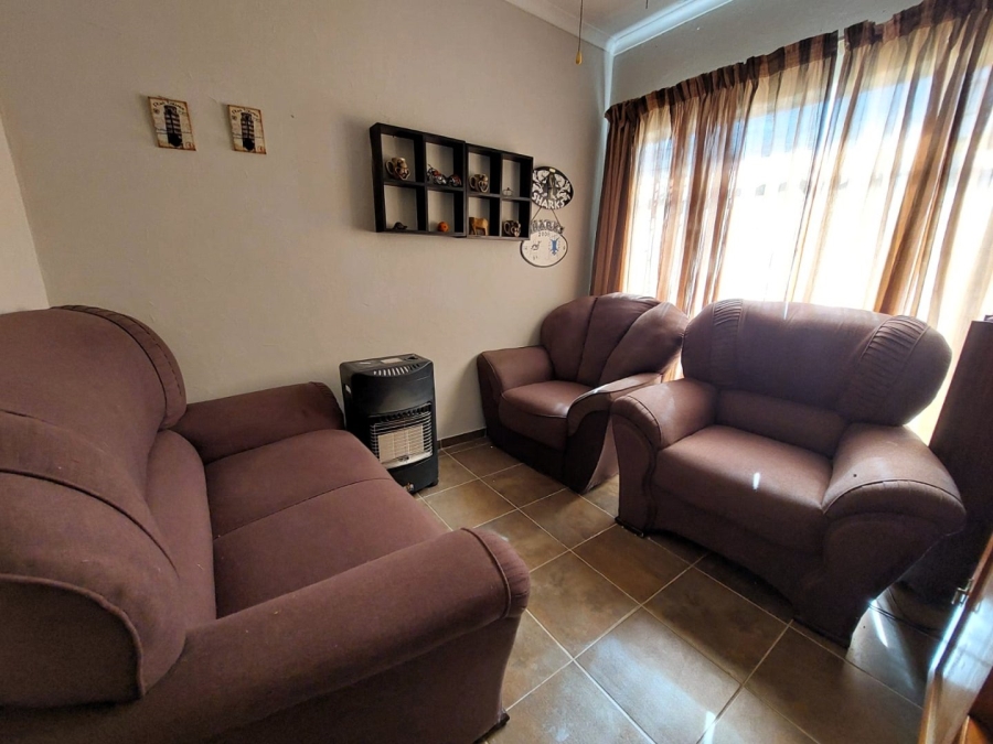 3 Bedroom Property for Sale in Pioneer Park KwaZulu-Natal