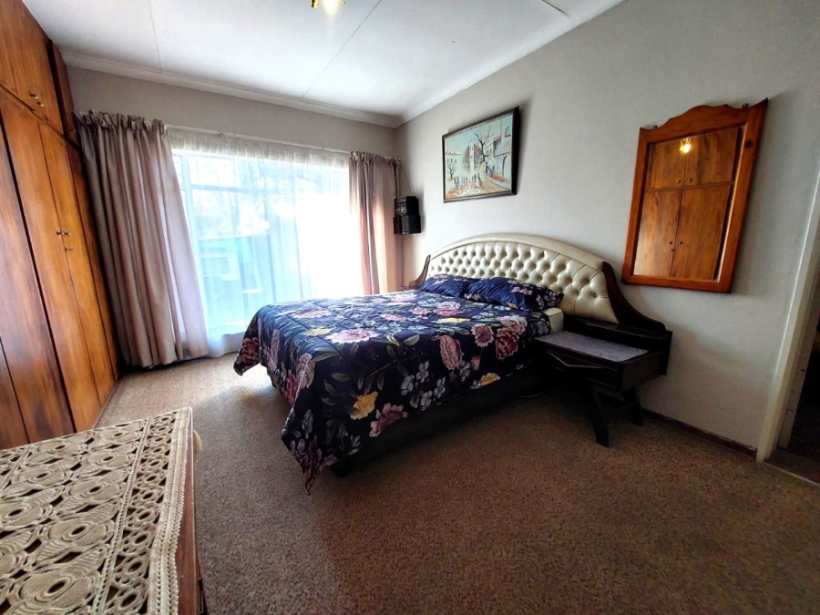 3 Bedroom Property for Sale in Pioneer Park KwaZulu-Natal