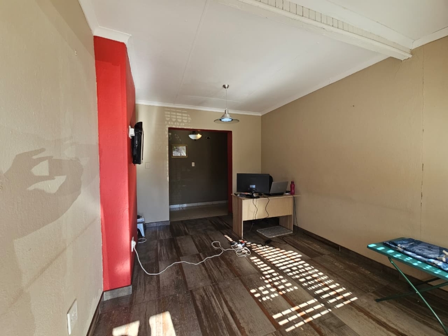 4 Bedroom Property for Sale in Barry Hertzog Park KwaZulu-Natal