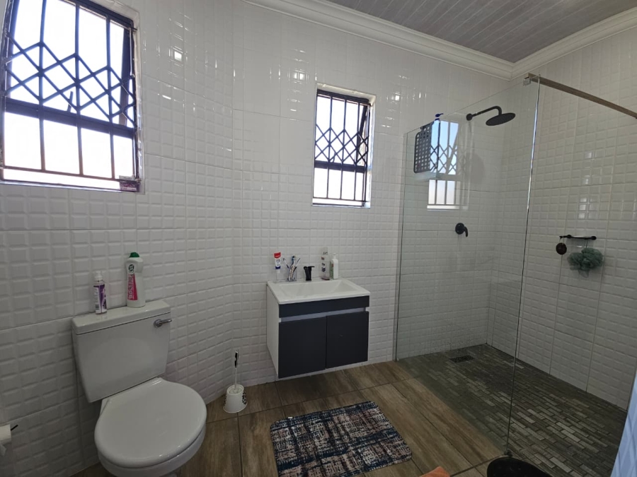 4 Bedroom Property for Sale in Barry Hertzog Park KwaZulu-Natal