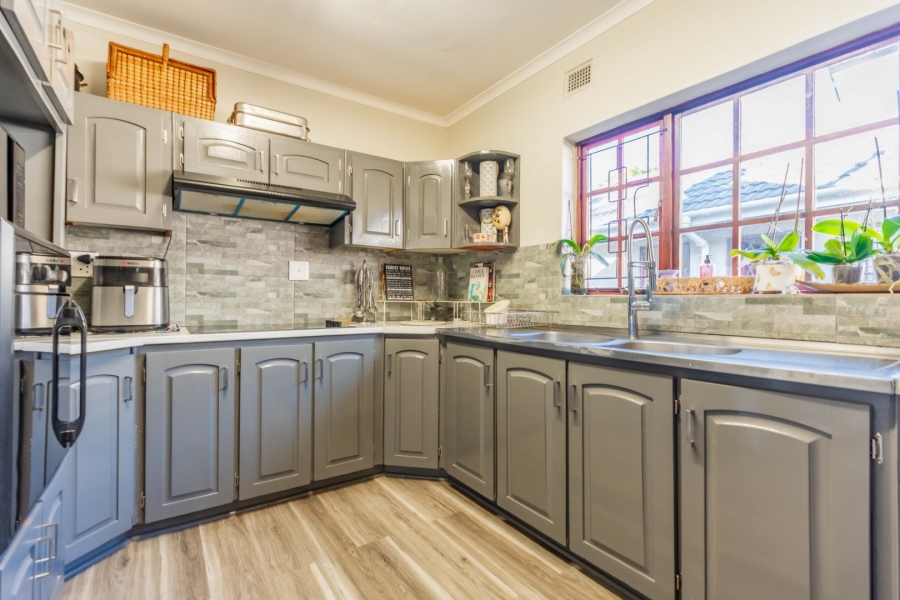 3 Bedroom Property for Sale in Waterfall KwaZulu-Natal