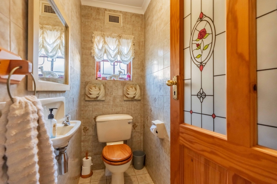 3 Bedroom Property for Sale in Waterfall KwaZulu-Natal