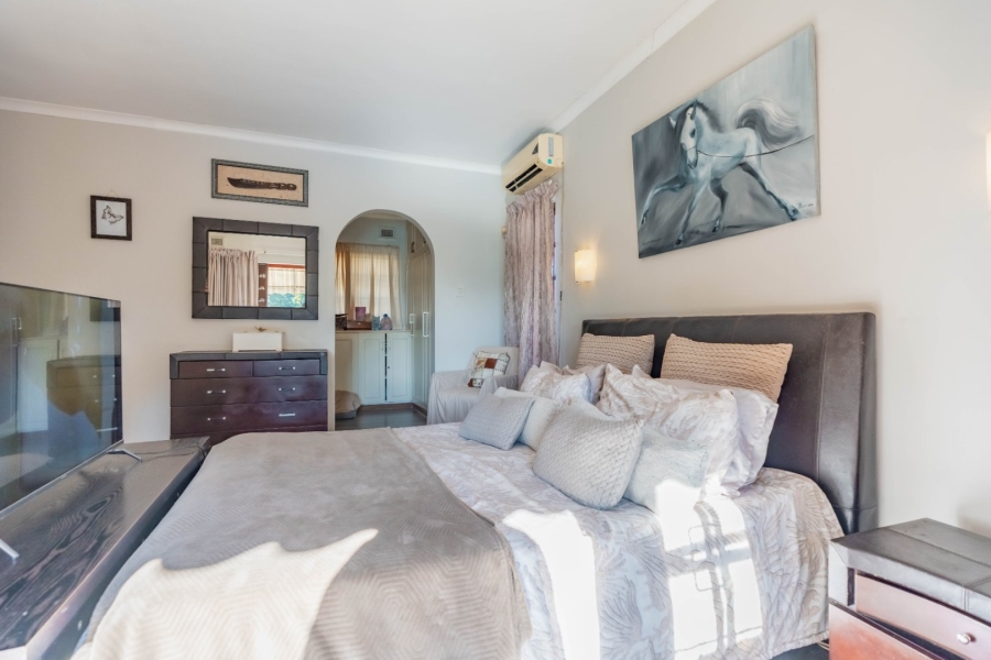 3 Bedroom Property for Sale in Waterfall KwaZulu-Natal
