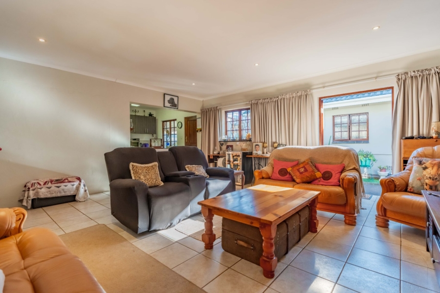 3 Bedroom Property for Sale in Waterfall KwaZulu-Natal